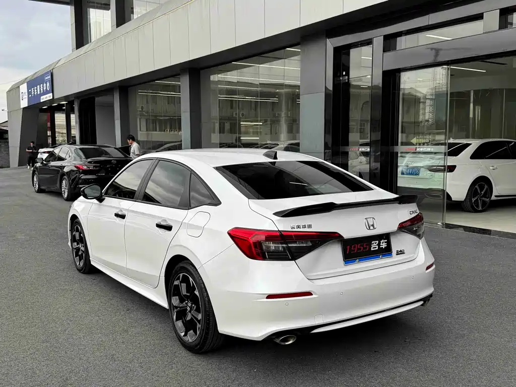 Honda Civic — миниатюра 7