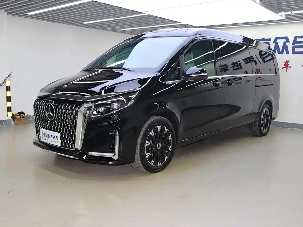 Mercedes-Benz V-Class 2025