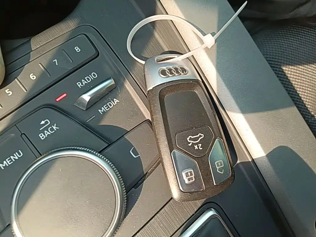 Audi A4L — миниатюра 9