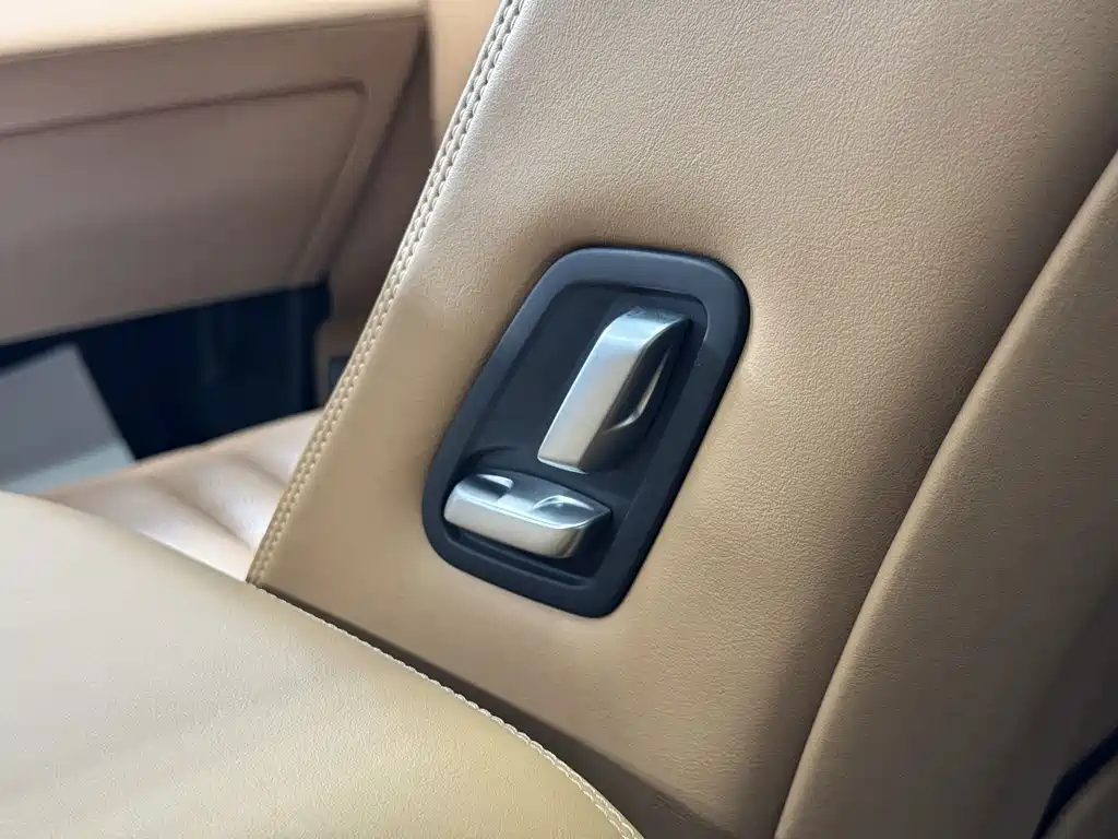 Li Auto Li ONE — миниатюра 16