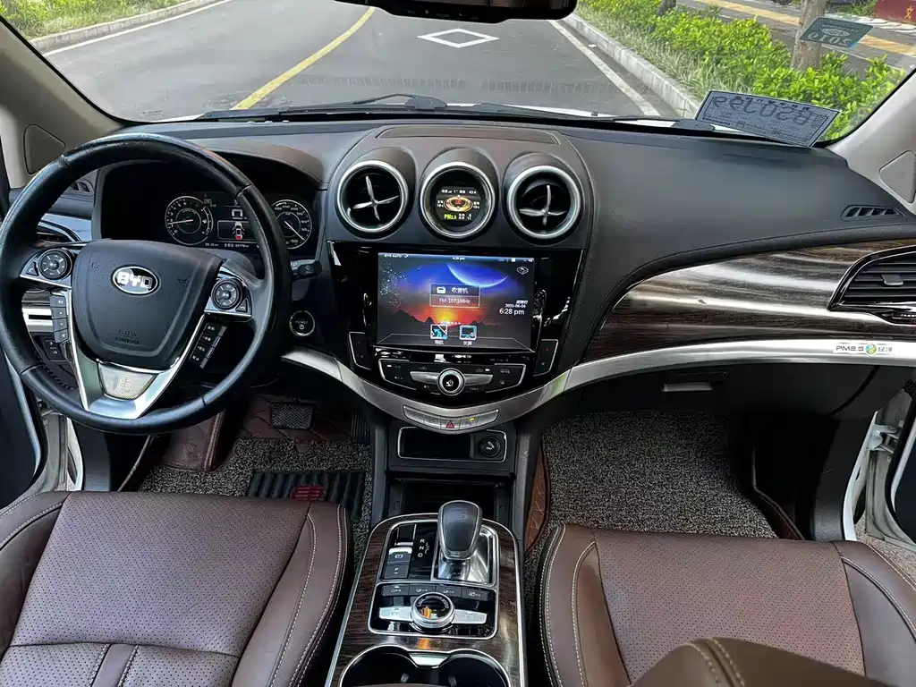 BYD Tang New Energy — миниатюра 15