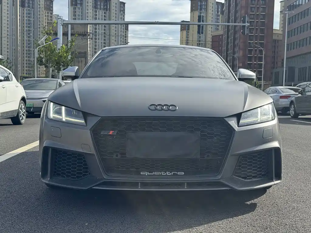Audi TT TT Coupe 45 TFSI quattro, фото 2