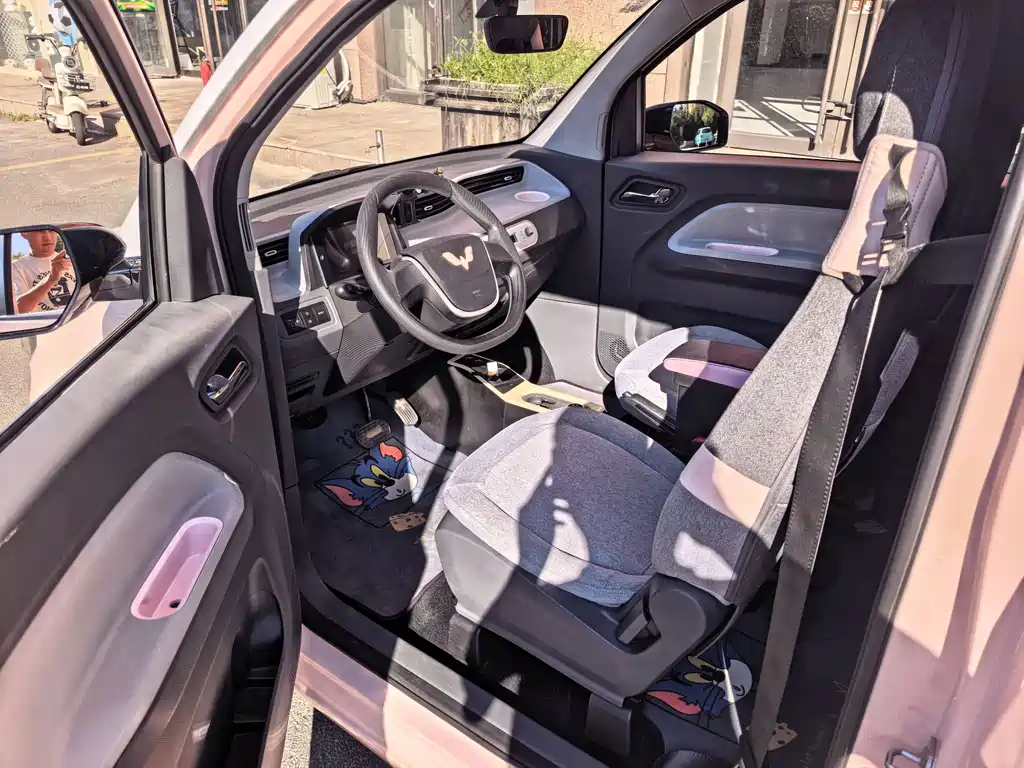 Wuling MINIEV — миниатюра 5