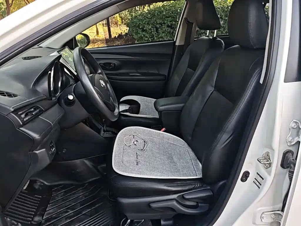 Toyota Vios FS — миниатюра 15