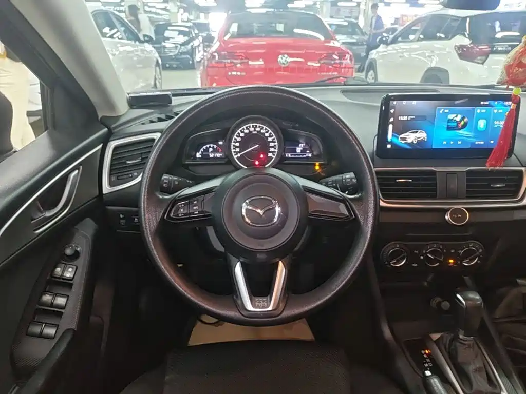 Mazda 3 Axela — миниатюра 11
