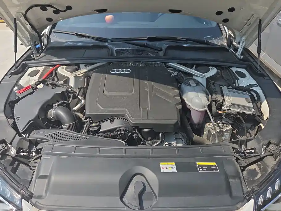Audi A4L — миниатюра 10