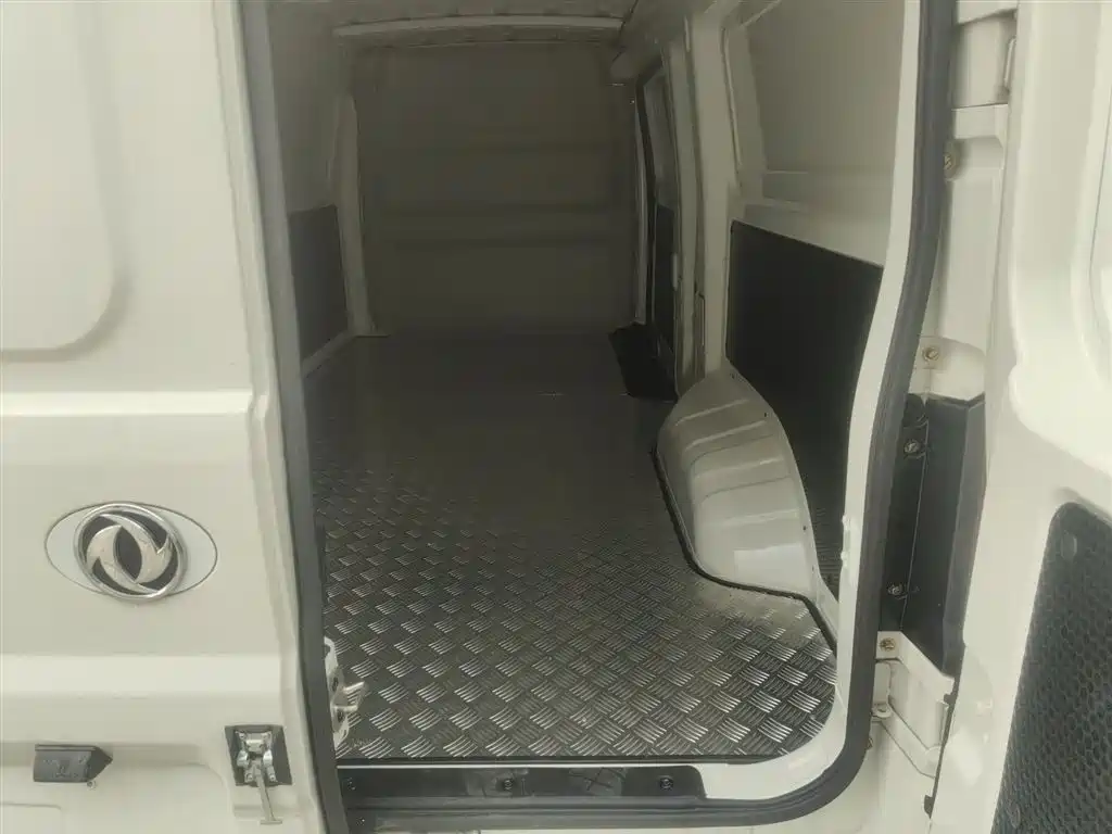 Dongfeng EM27 — миниатюра 19