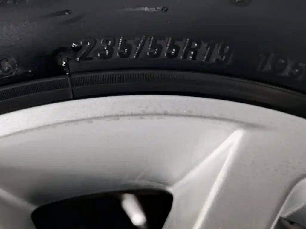 Land Rover Discovery Sport — миниатюра 24
