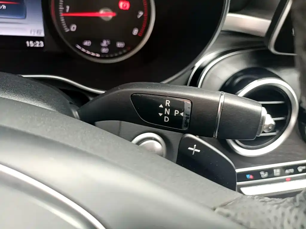 Mercedes-Benz C-Class — миниатюра 14