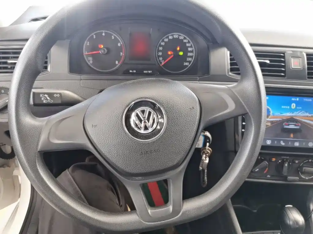 Volkswagen Santana — миниатюра 11