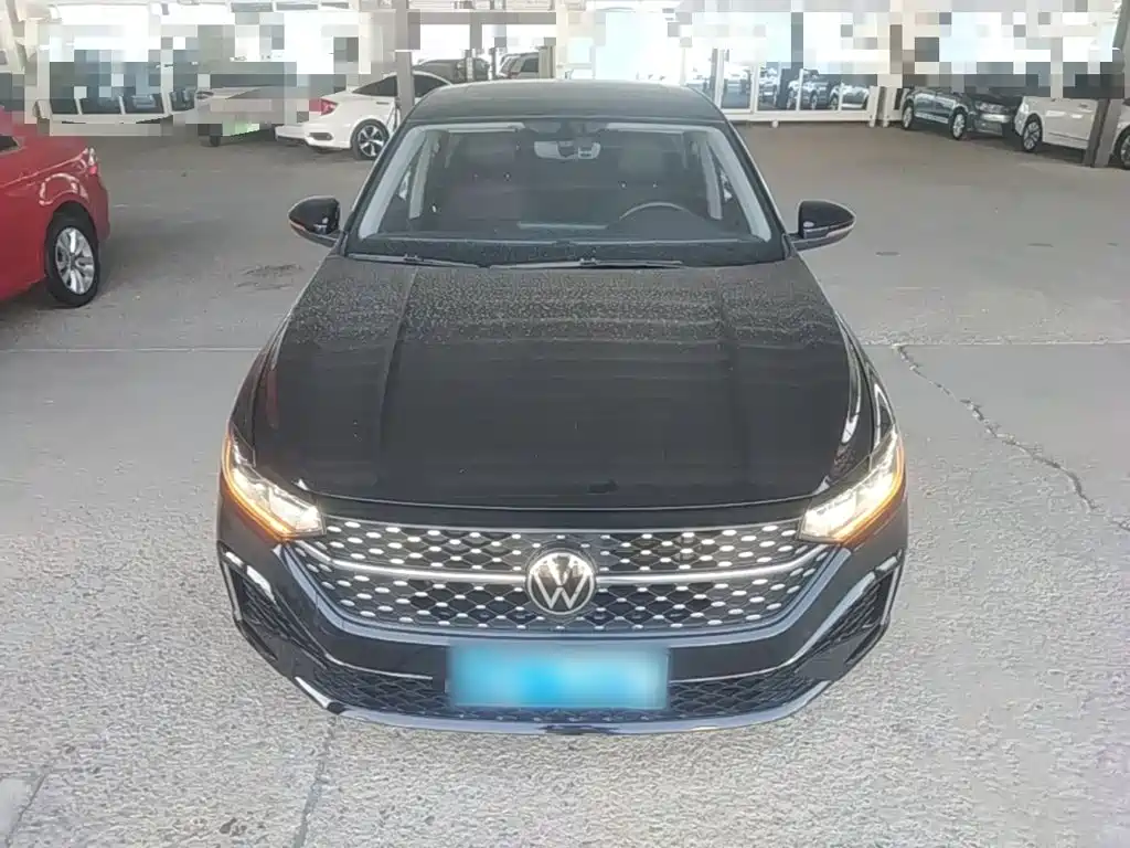 Volkswagen Lavida — миниатюра 3