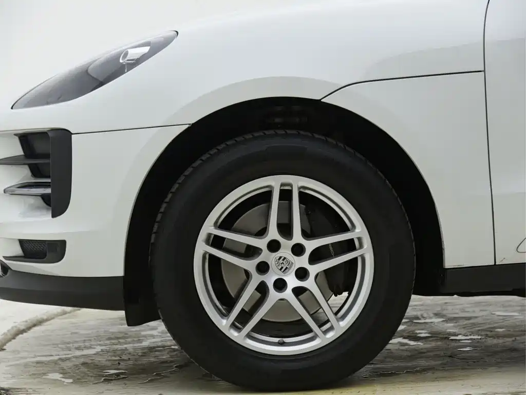 Porsche Macan — миниатюра 24
