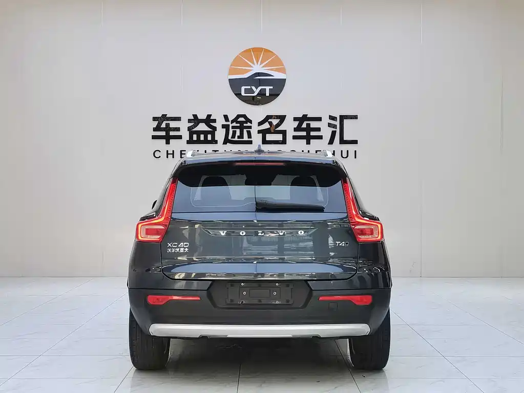 Volvo XC40 2021 T4 Fashion