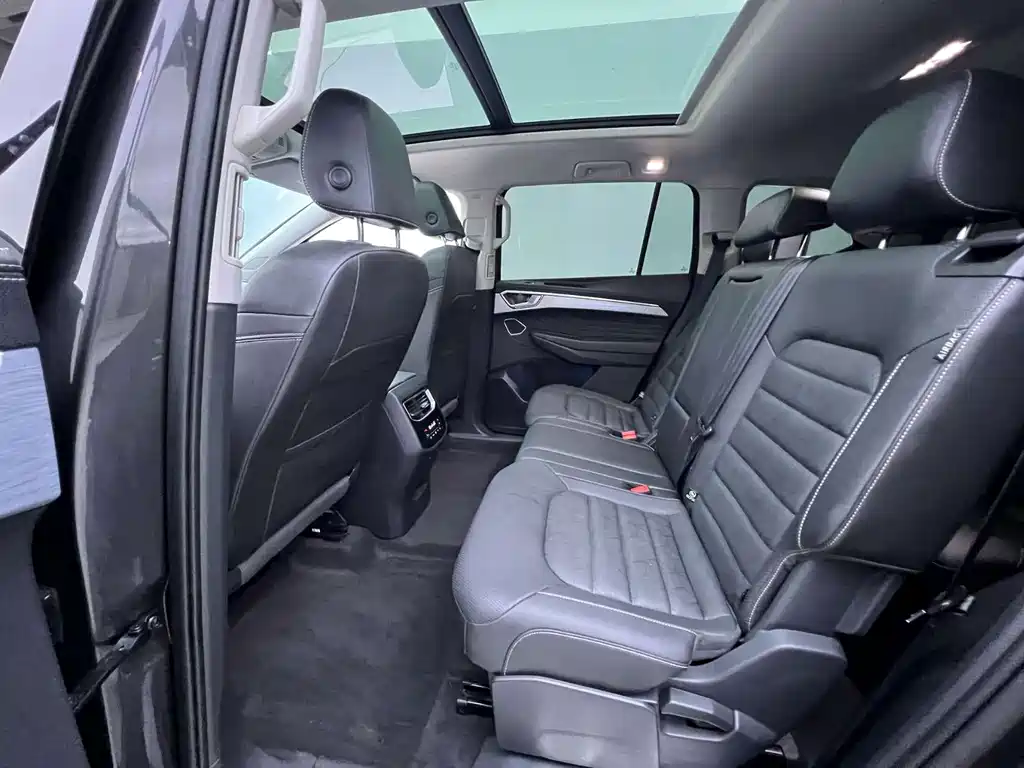 Volkswagen Talagon — миниатюра 7