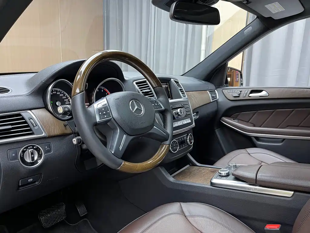 Mercedes-Benz GL 2013 GL 500 4MATIC