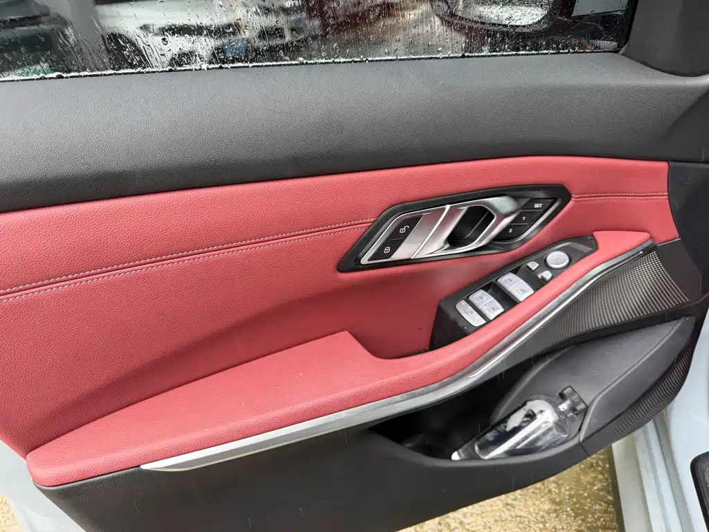 BMW i3 2025 eDrive 35 L