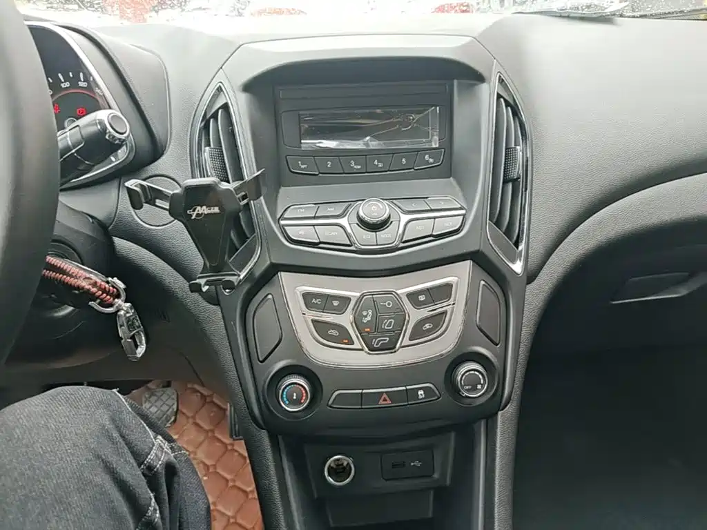 Chery Arrizo 5 — миниатюра 13