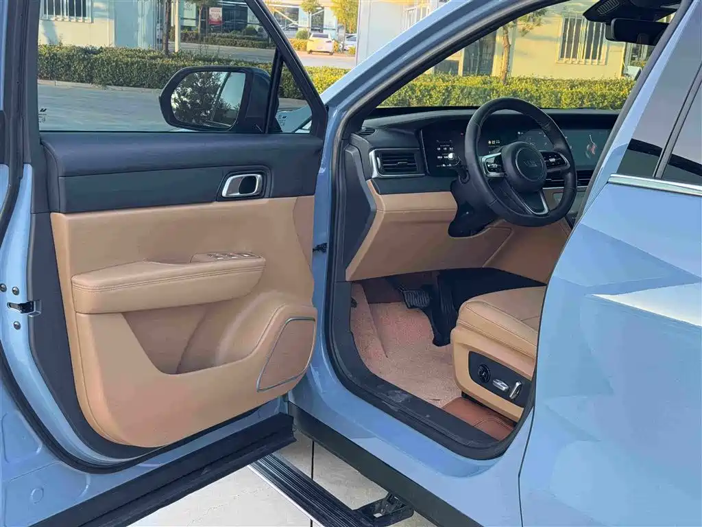 Li Auto Li ONE — миниатюра 7