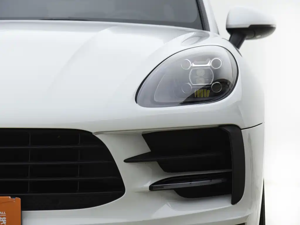 Porsche Macan — миниатюра 23