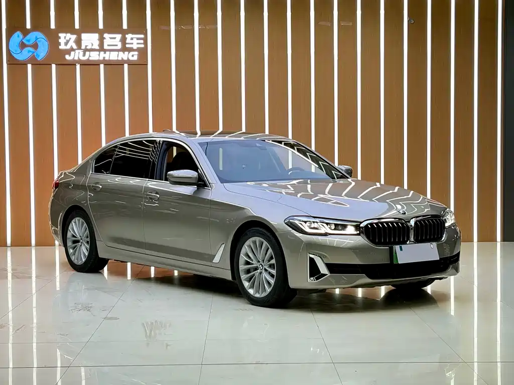 BMW 5 Series 5 2021 535Le Luxury