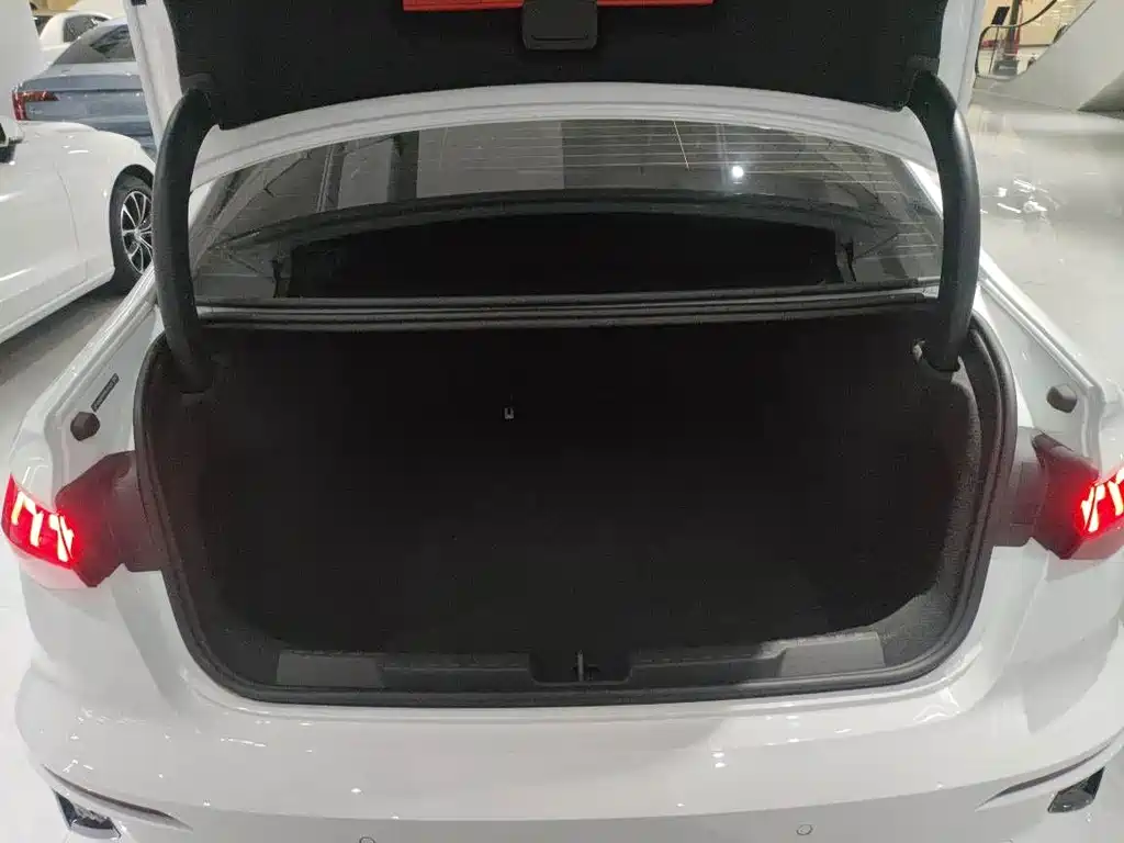 Audi A3 — миниатюра 9