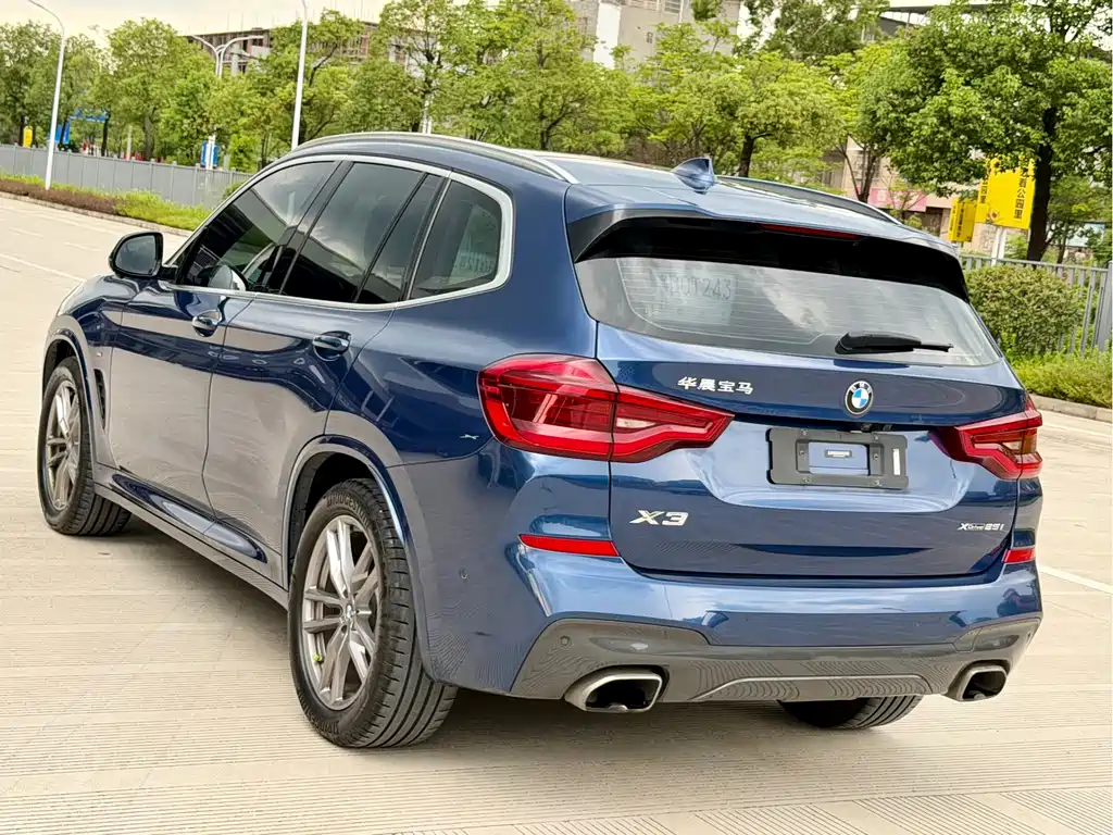 BMW X3 — миниатюра 6