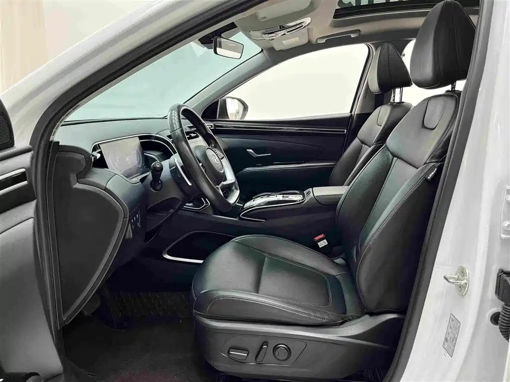 Hyundai Tucson — миниатюра 4