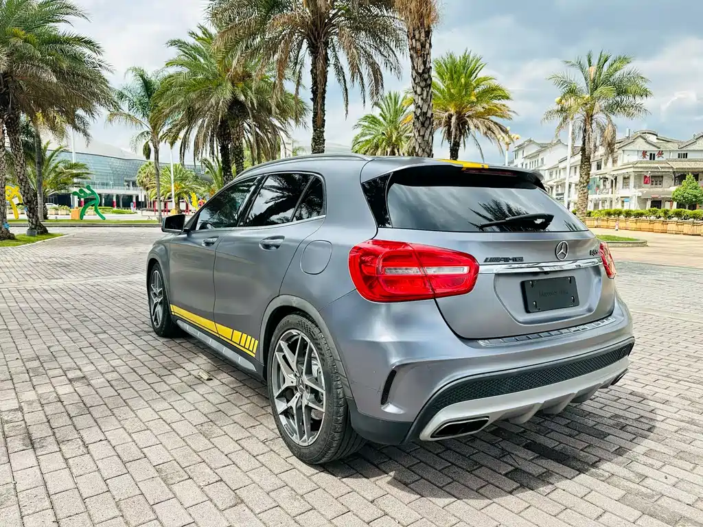 Mercedes-Benz GLA AMG — миниатюра 4