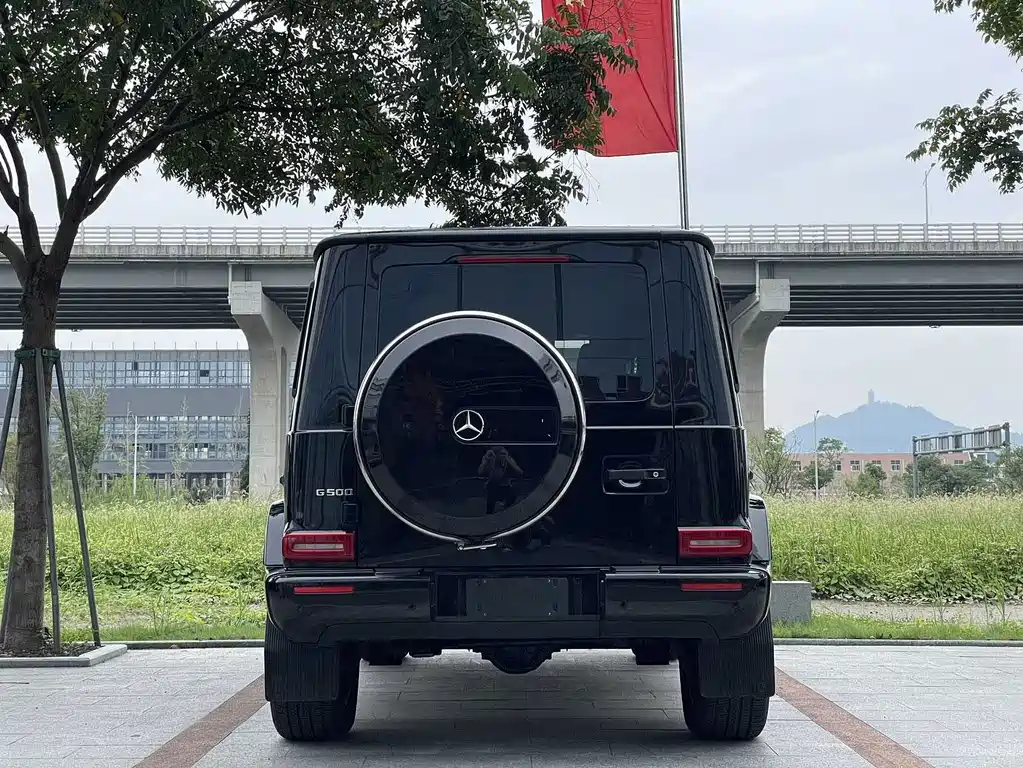 Mercedes-Benz G-Class — миниатюра 6