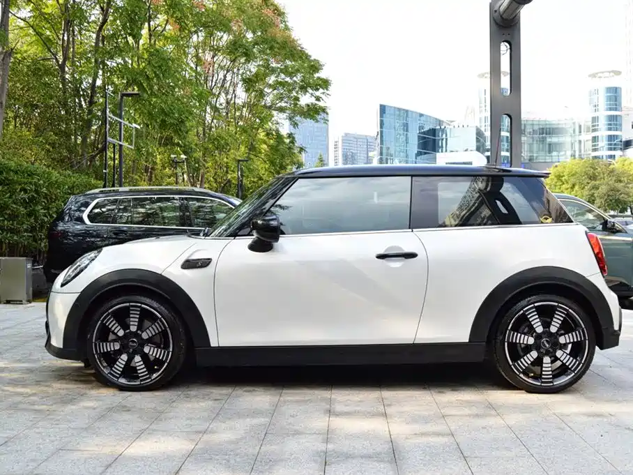 MINI Mini — миниатюра 2