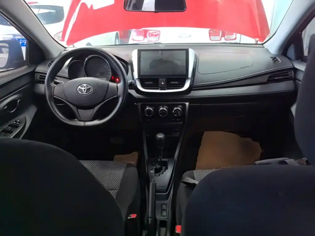 Toyota Vios FS — миниатюра 10