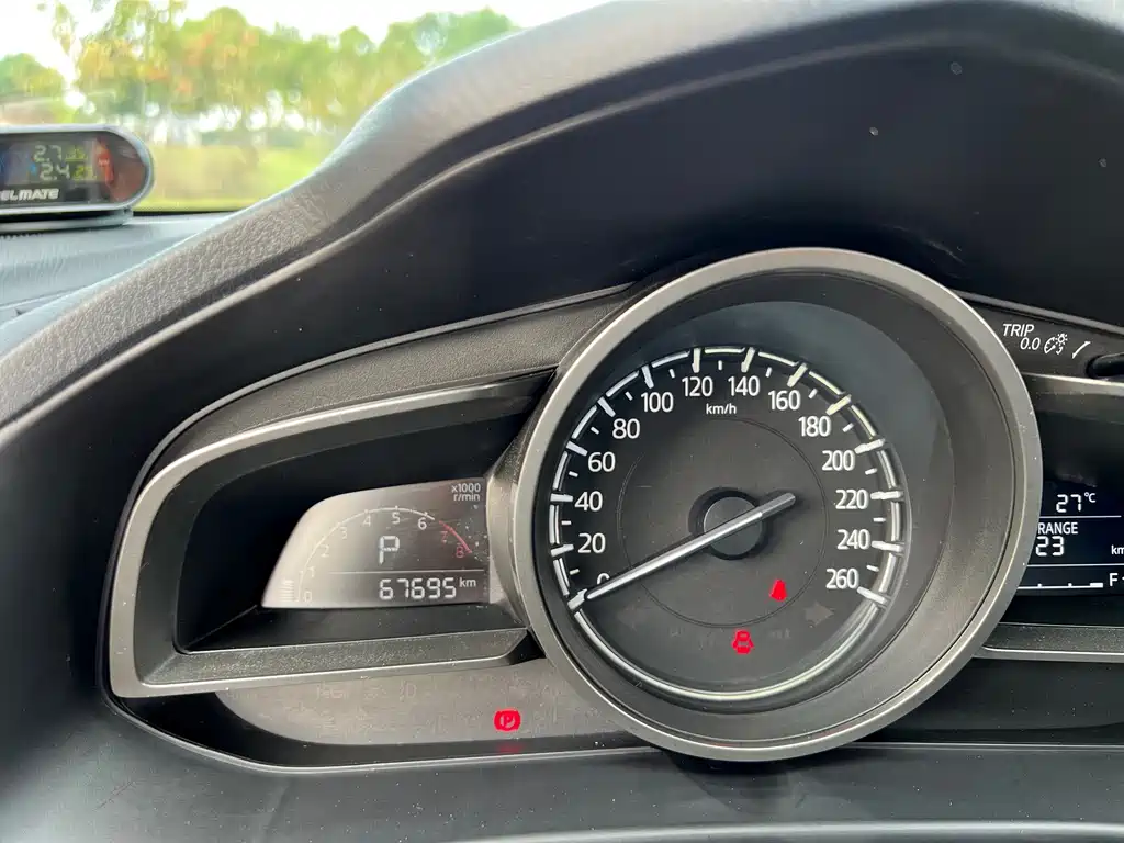 Mazda 3 Axela — миниатюра 14