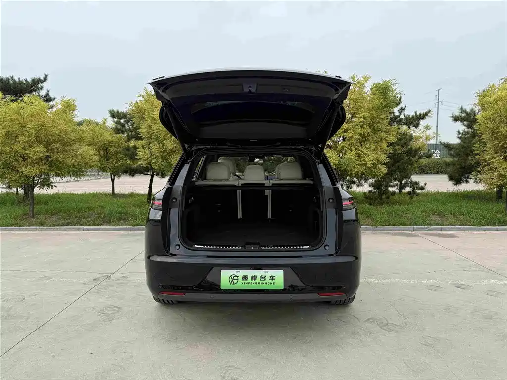Li Auto Li L7 — миниатюра 16