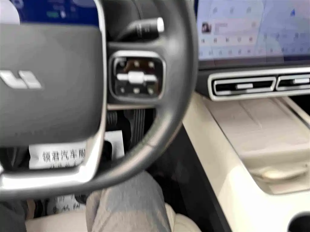 Li Auto Li L7 — миниатюра 9