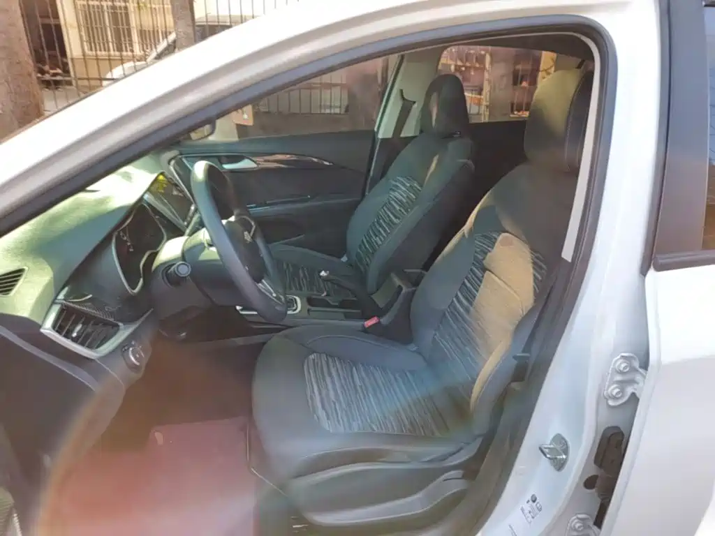 Chevrolet Cavalier — миниатюра 15