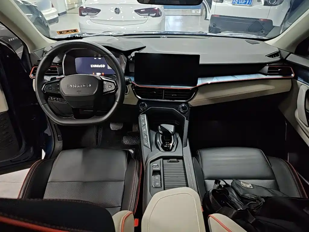 Lynk & Co 06 — миниатюра 10