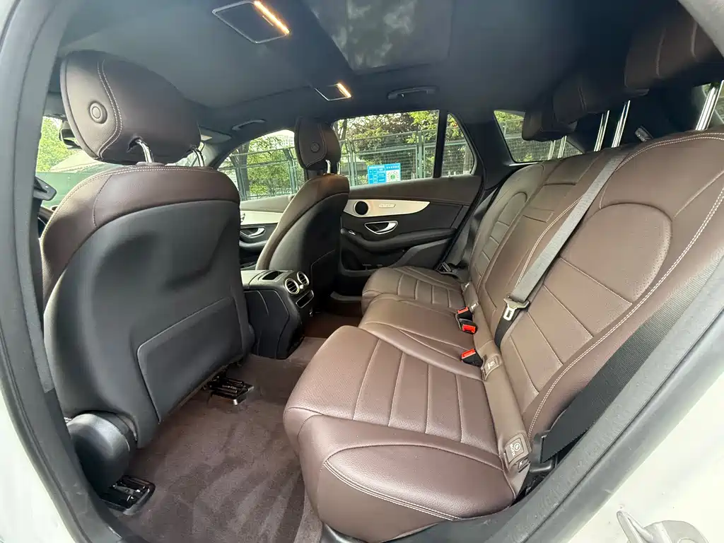 Mercedes-Benz GLC 2021 GLC 260 L 4MATIC