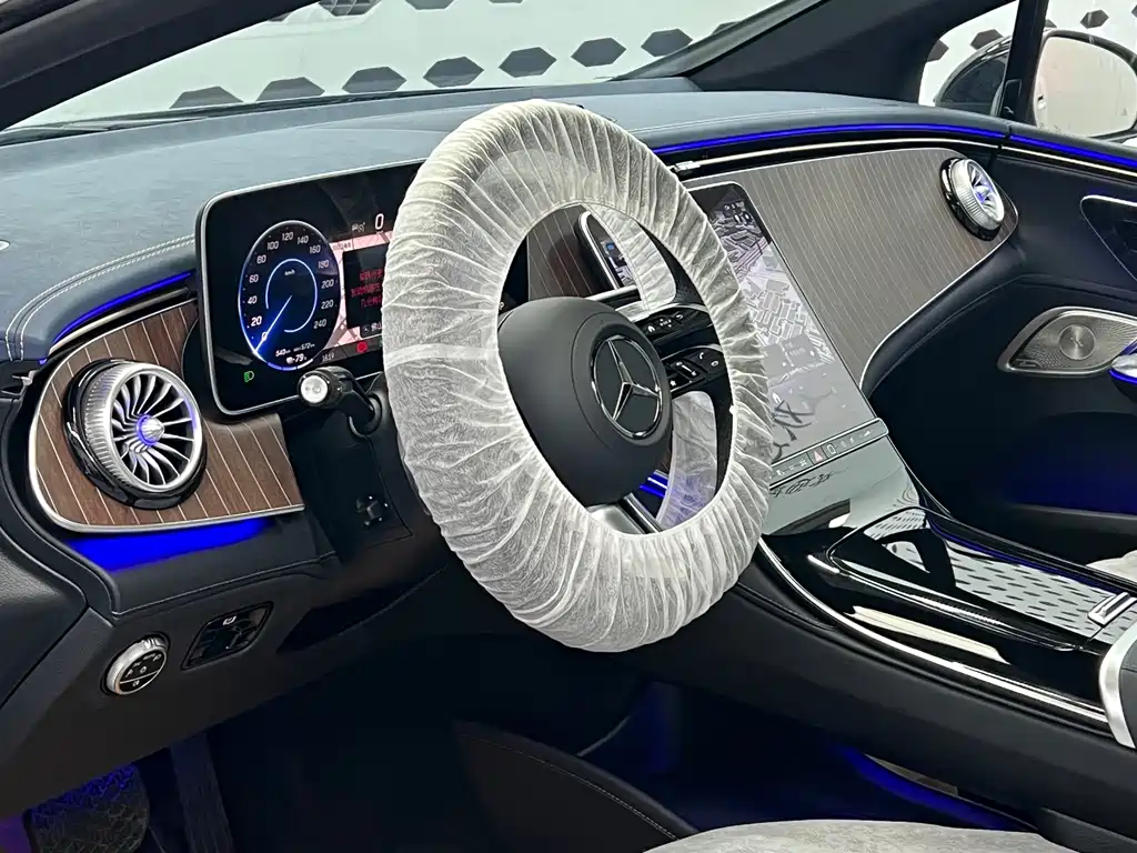 Mercedes-Benz EQE 2025 500 4MATIC