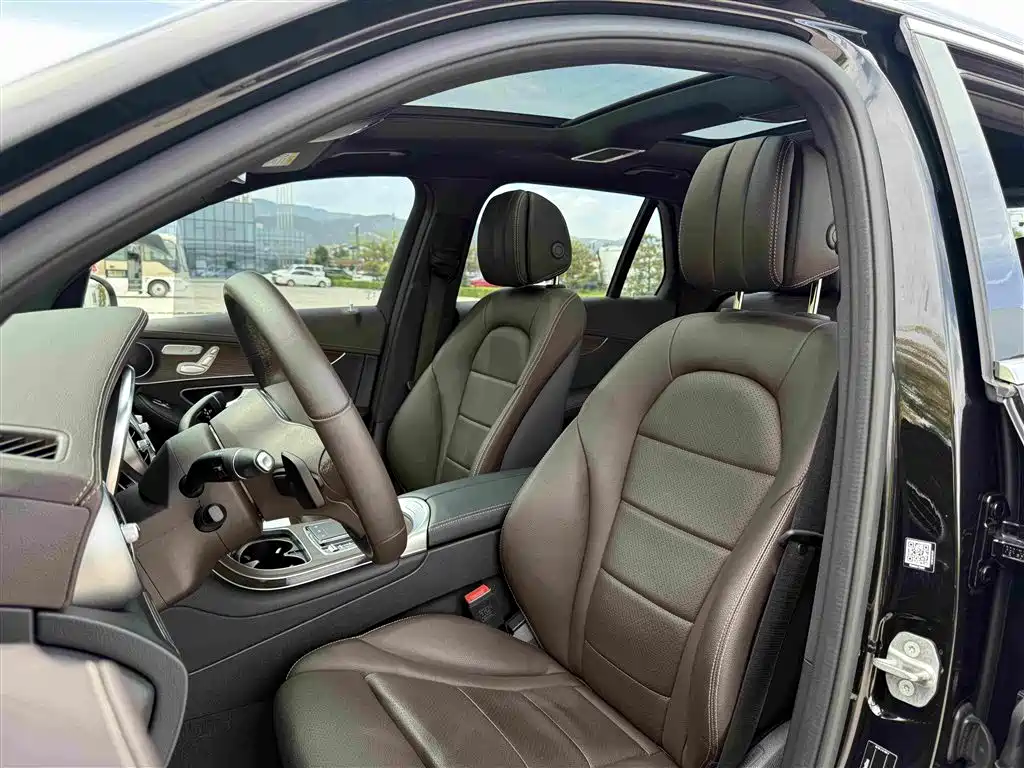 Mercedes-Benz GLC — миниатюра 10