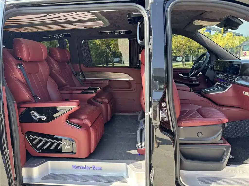 Mercedes-Benz V-Class — миниатюра 19