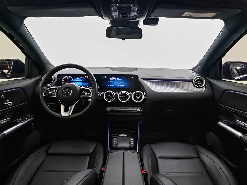 Mercedes-Benz EQA - фото 9