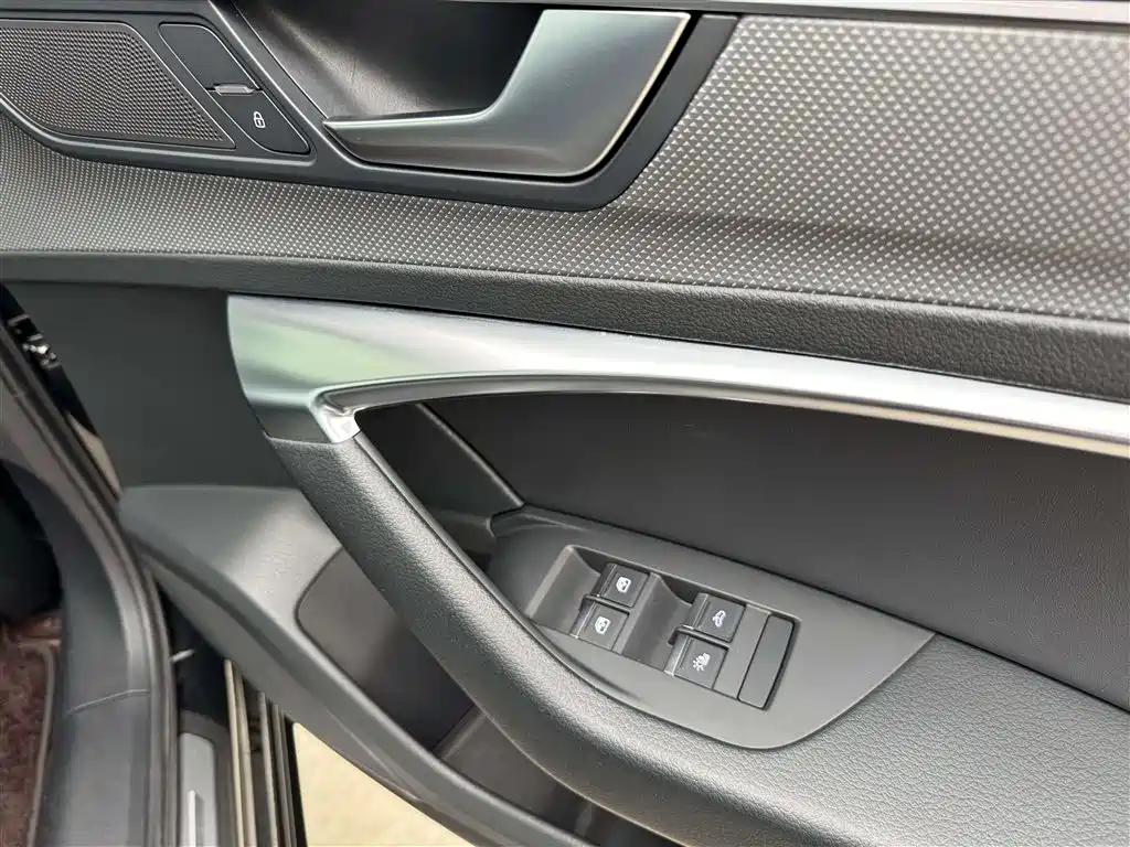 Audi A6L — миниатюра 14