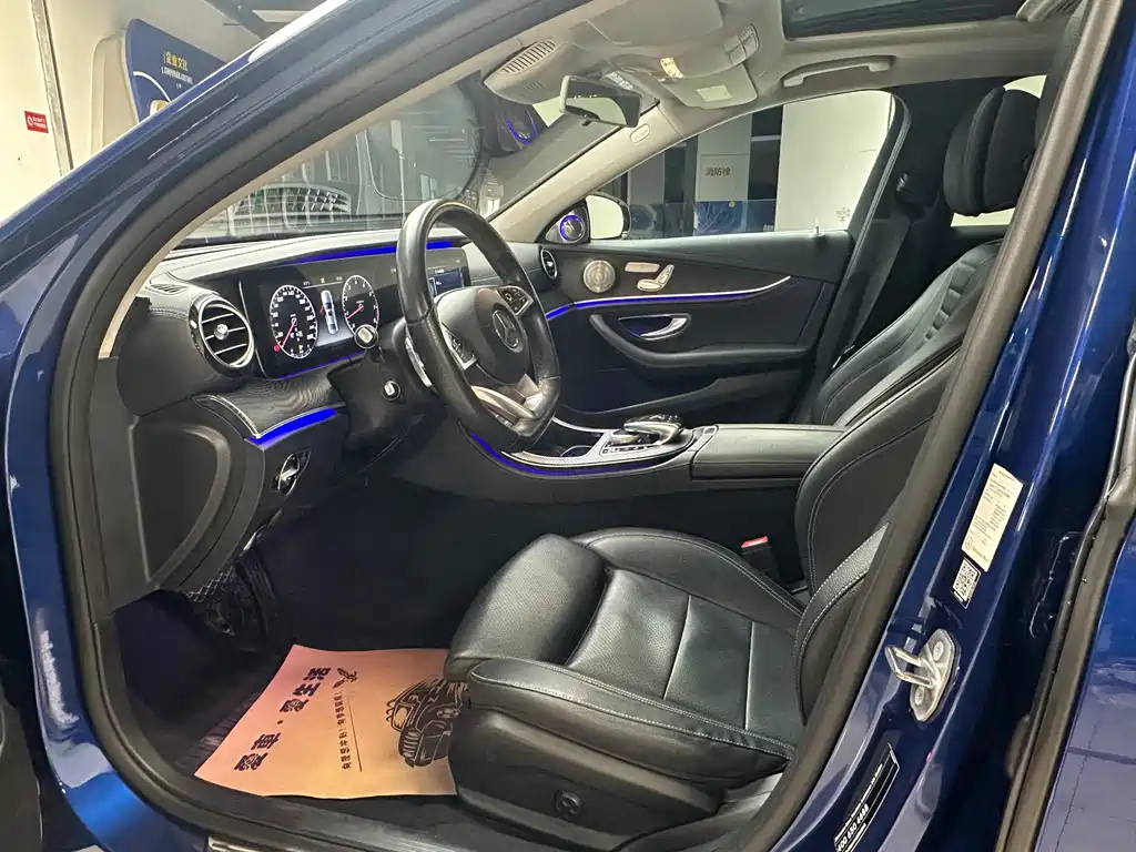 MERCEDES-BENZ E CLASS