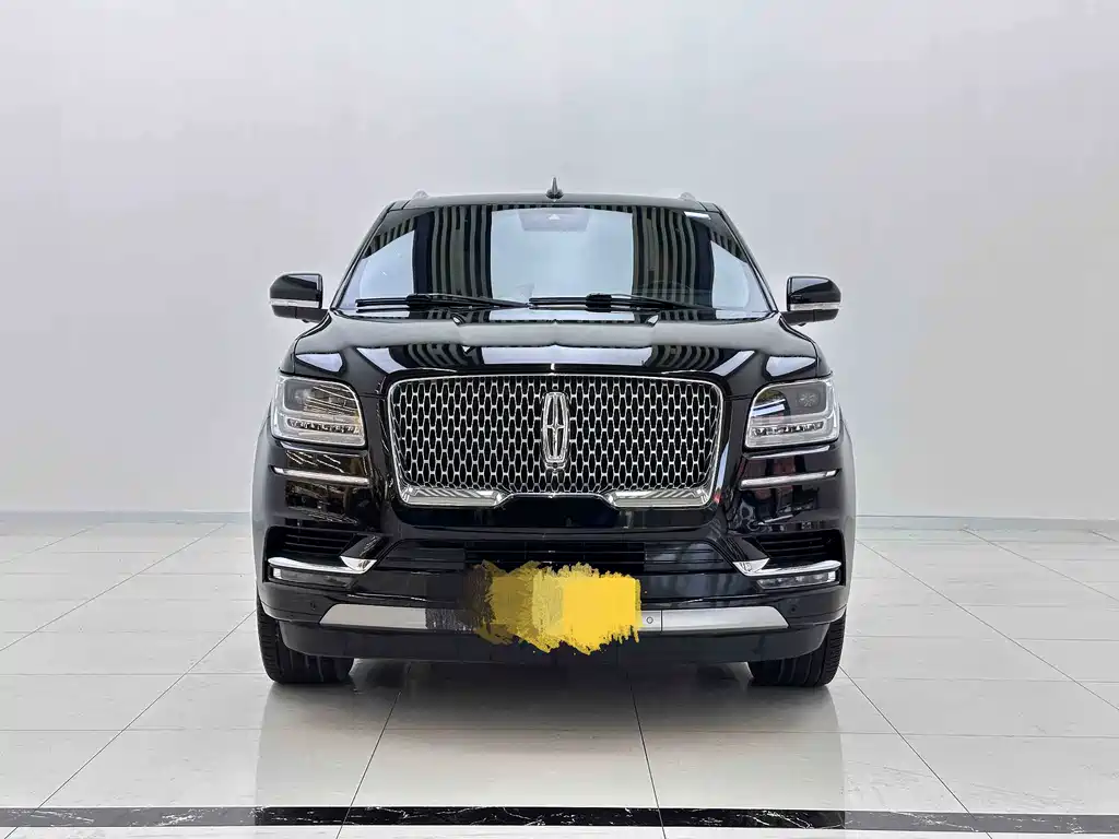 Lincoln Navigator — миниатюра 2