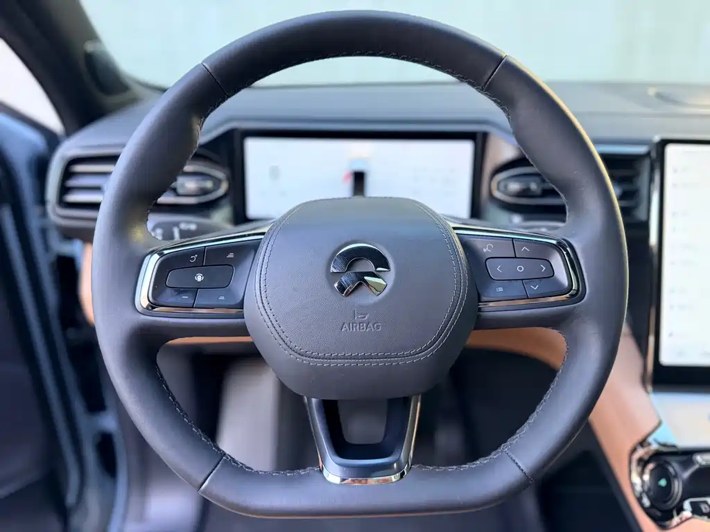 NIO ES6 — миниатюра 19