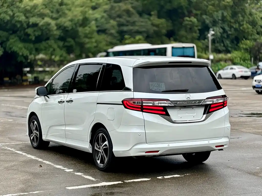 Honda Odyssey — миниатюра 5