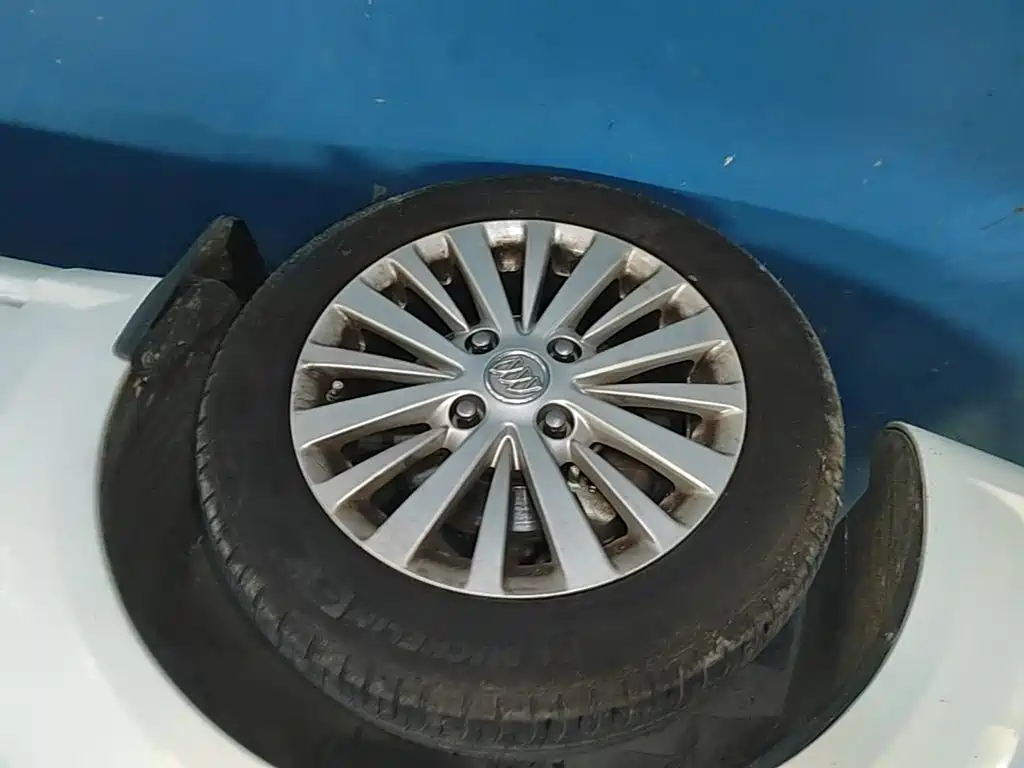 Buick Excelle — миниатюра 23