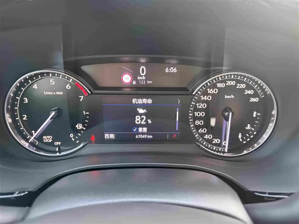 Cadillac XT5 — миниатюра 4