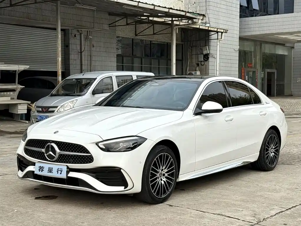 Mercedes-Benz C-Class 2022