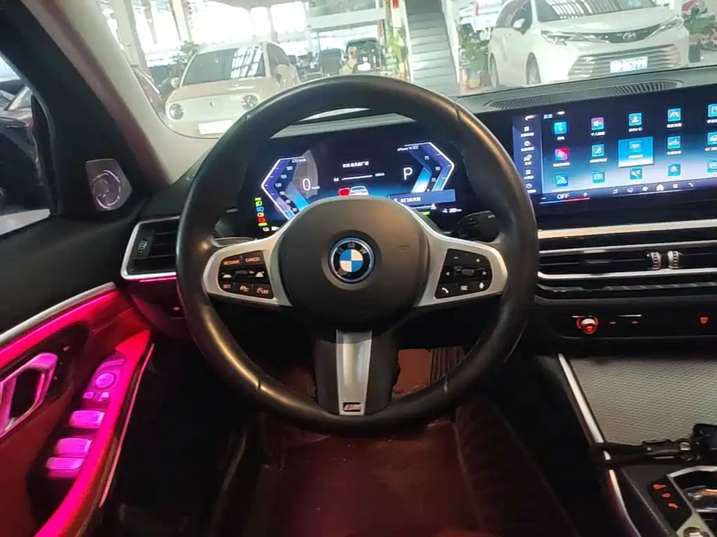 BMW i3 — миниатюра 11